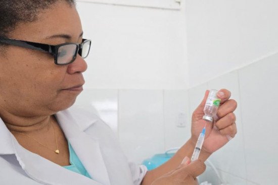 multivacinacao:-campanha-vai-atualizar-caderneta-de-criancas-e-adolescentes