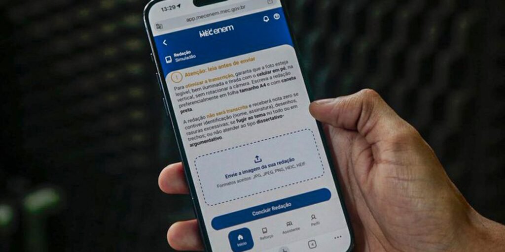 enem:-aplicativo-do-mec-traz-simulados-e-correcao-de-redacoes