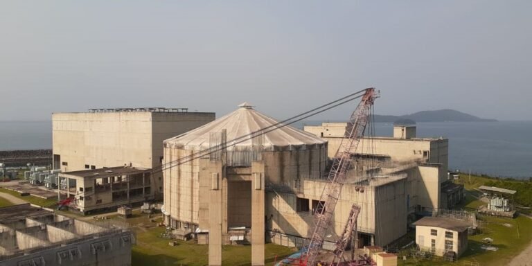 angra-3:-obra-parada-gera-custo-anual-de-quase-r$-1-bilhao