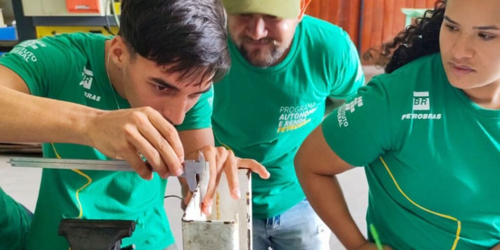 em-12-anos,-66,5%-dos-jovens-conseguiram-deixar-o-bolsa-familia