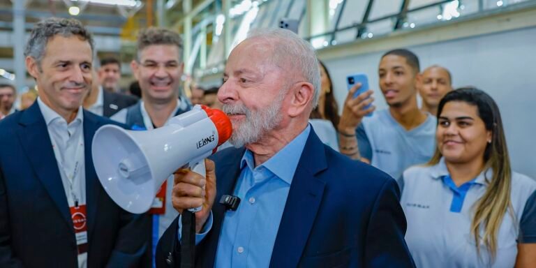 lula-assina-medida-que-altera-regras-para-vales-alimentacao-e-refeicao