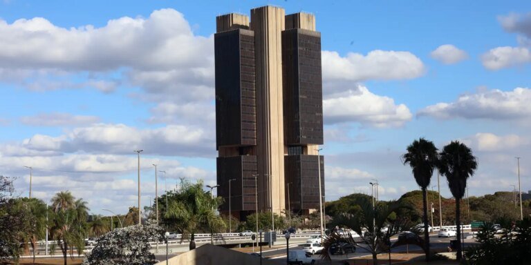 inflacao-de-2025-ficara-abaixo-do-teto-da-meta,-em-4,46%