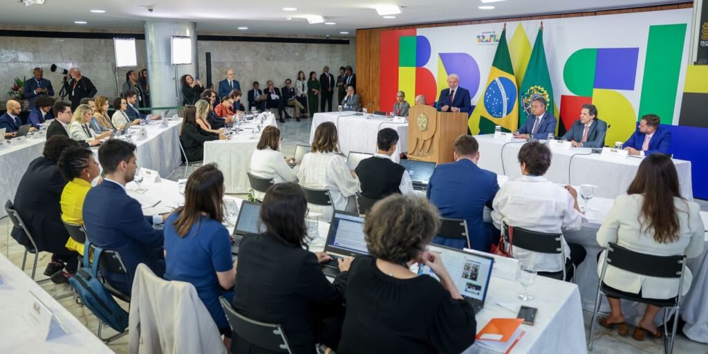 lula-afirma-que-vai-vetar-pl-da-dosimetria