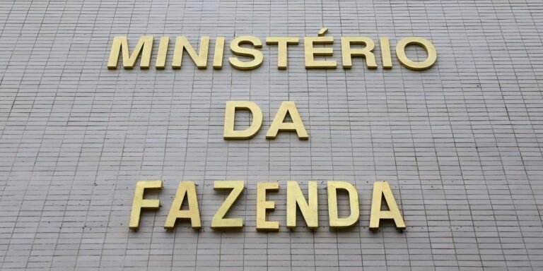 fazenda-comemora-ipca-de-4,26%-e-projeta-menor-inflacao-do-plano-real