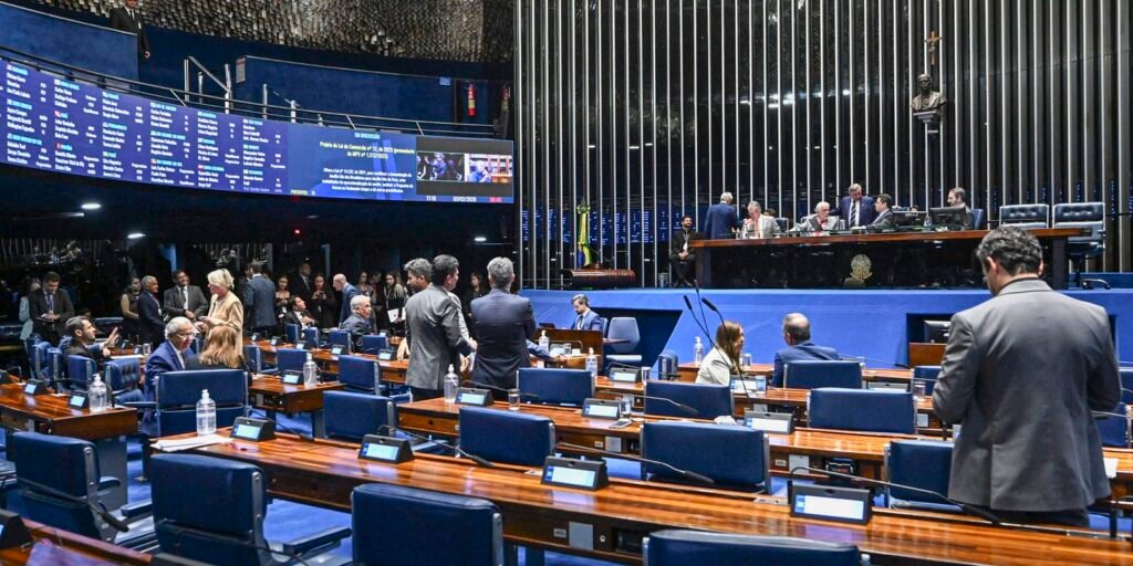 senado-aprova-mp-que-cria-programa-gas-do-povo;-texto-vai-a-sancao