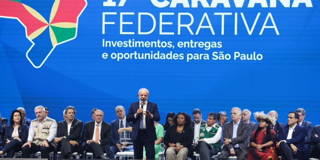 lula-questiona-bc-sobre-corte-da-selic:-“esperava-pelo-menos-0,5%”